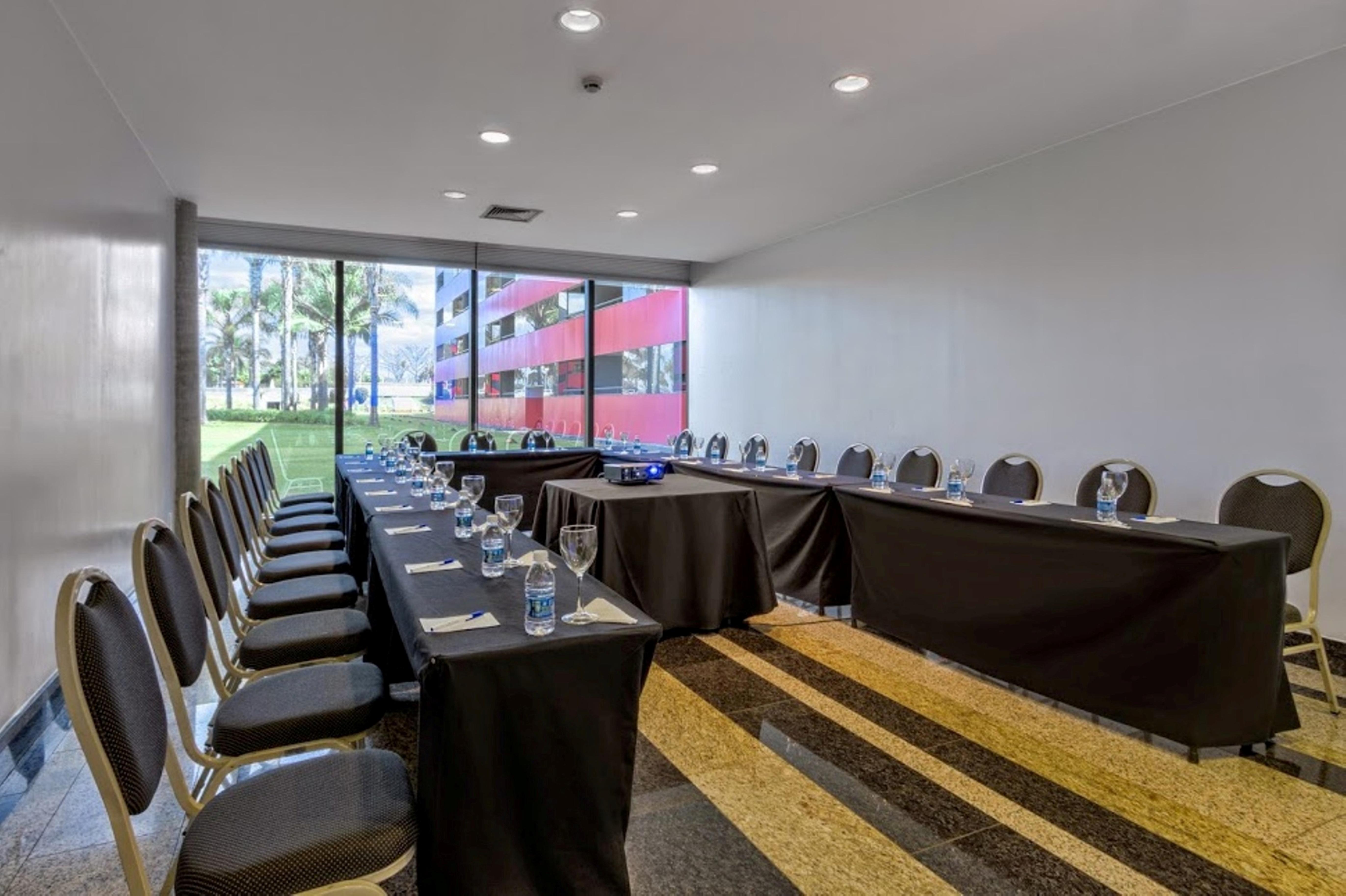 Hotel Golden Tulip Brasília Alvorada Exterior foto